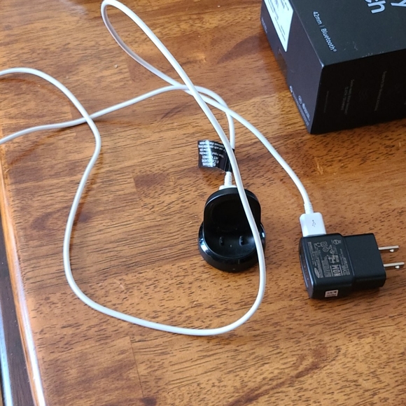 Samsung Galaxy Watch - Picture 6 of 7